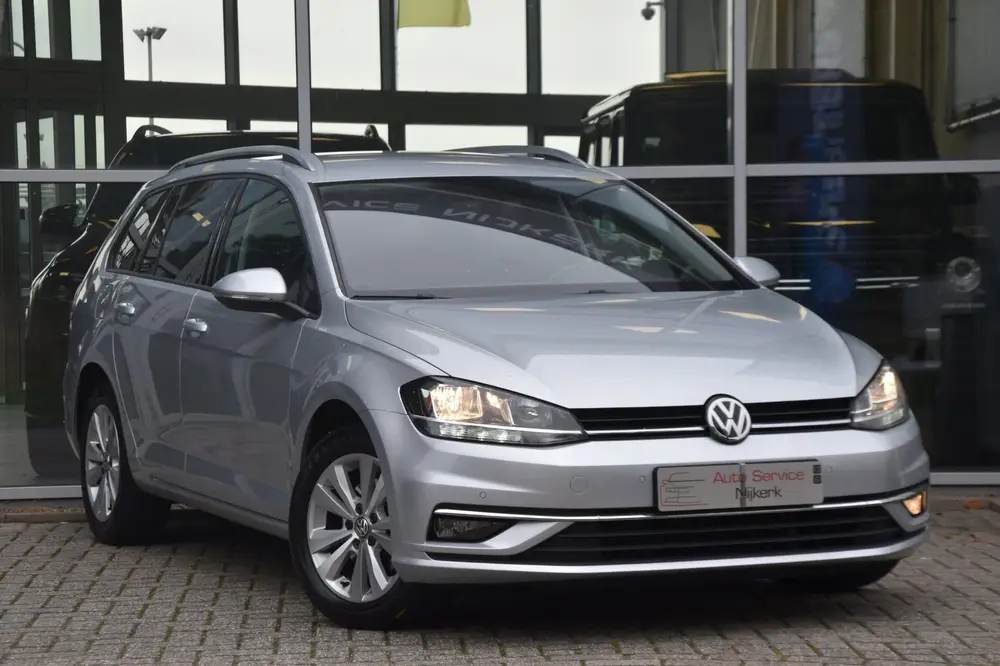 Volkswagen Golf Variant 1.6 TDI Highline | ACC | Navi | PDC uit 2020