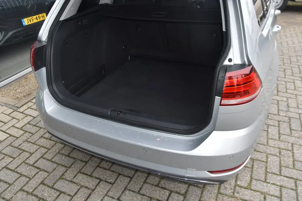 Volkswagen Golf Variant 1.6 TDI Highline | ACC | Navi | PDC uit 2020, foto 7