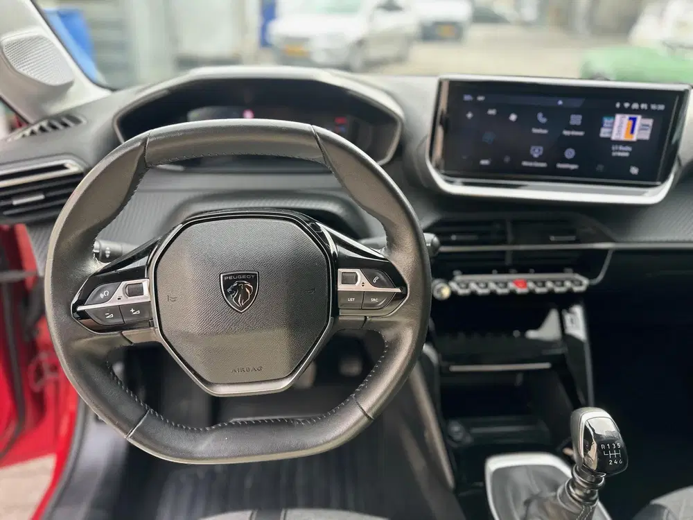 Peugeot 208 1.2 PureTech 100pk Active uit 2024, foto 10