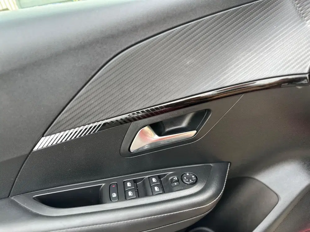 Peugeot 208 1.2 PureTech 100pk Active uit 2024, foto 16