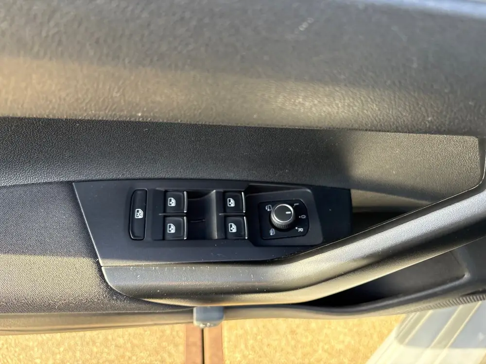 Volkswagen Polo 1.0 TSI Style IQ LIGHT/ CARPLAY uit 2021, foto 11