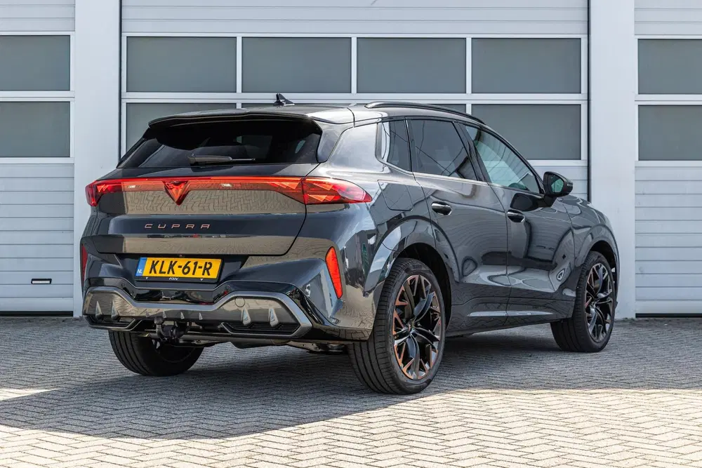 Cupra Terramar 1.5 TSI e-Hybrid 204pk Business uit 2026, foto 2