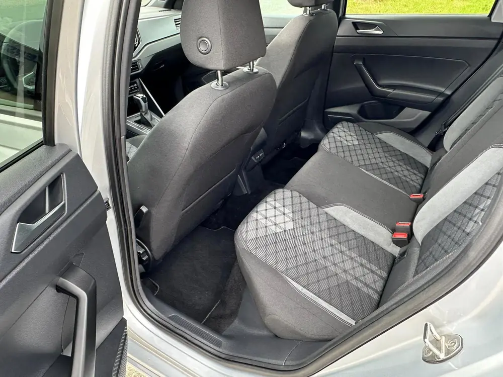 Volkswagen Taigo 1.5 TSI 3X R-Line Business IQ-Lights Panora uit 2022, foto 10