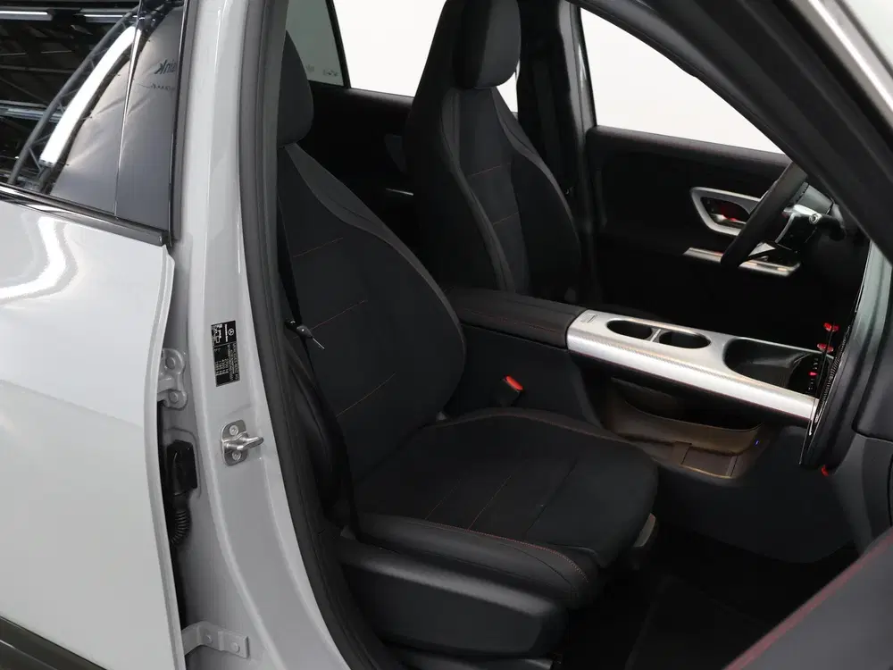 Mercedes-Benz GLB 250+ Business Solution AMG 85.5 kWh uit 2026, foto 10