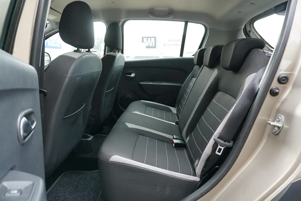 Dacia Sandero 0.9 TCe SL Stepway + CAMERA / NAVI / DAB / SEN uit 2019, foto 17