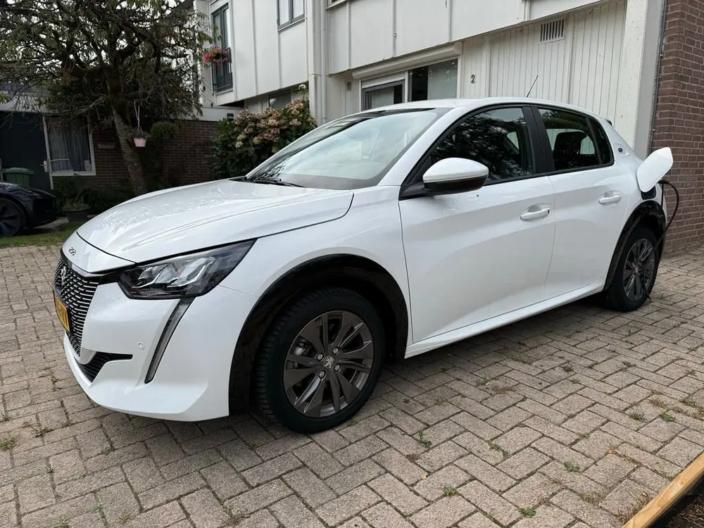 Peugeot 208 EV Allure Pack 50kWh / 2de Eig. uit 2021