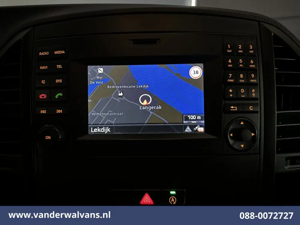 Mercedes-Benz Vito 114 CDI 136pk L2H1 Euro6 Airco uit 2020, foto 2