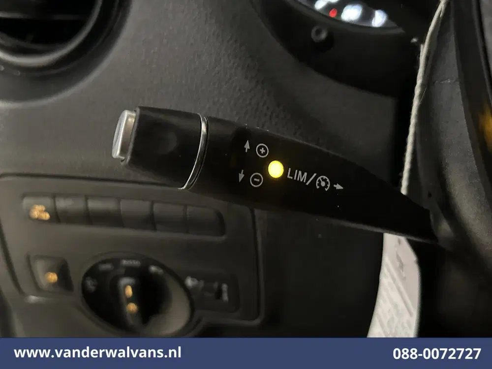 Mercedes-Benz Vito 114 CDI 136pk L2H1 Euro6 Airco uit 2020, foto 4