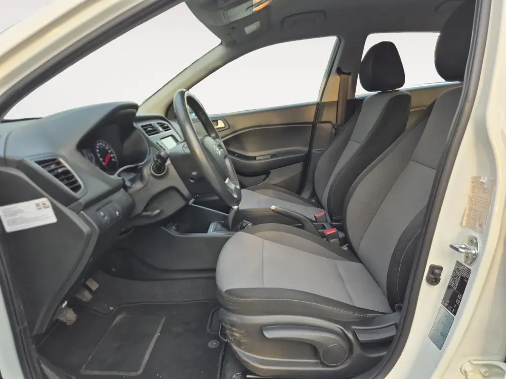 Hyundai I20 1.2 LP i-Drive Cool | Airco | Bluetooth | Apple uit 2019, foto 10