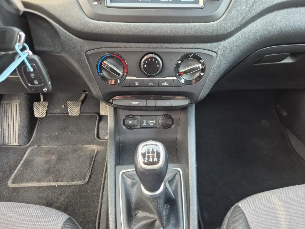 Hyundai I20 1.2 LP i-Drive Cool | Airco | Bluetooth | Apple uit 2019, foto 19