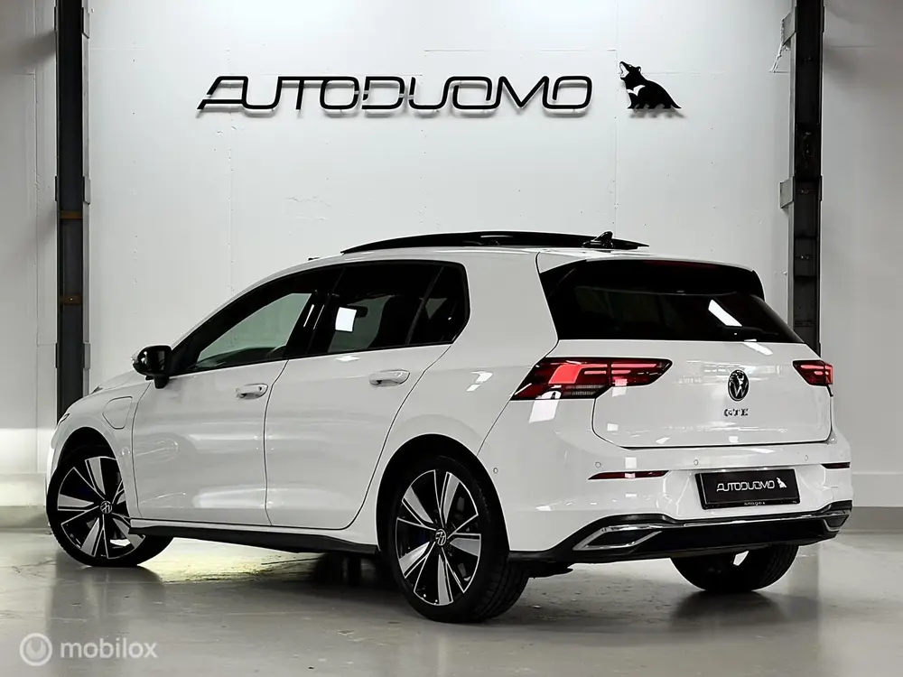 Volkswagen Golf 1.4 eHybrid GTE | Pano | IQ | Dodehoek | ACC uit 2021, foto 3