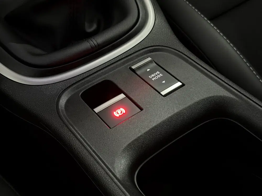 Jeep Avenger 1.2 Summit Camera uit 2025, foto 15