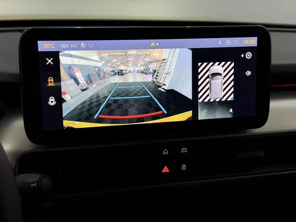 Jeep Avenger 1.2 Summit Camera uit 2025, foto 19