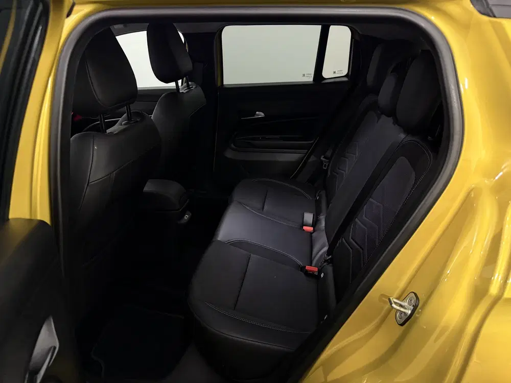 Jeep Avenger 1.2 Summit Camera uit 2025, foto 9