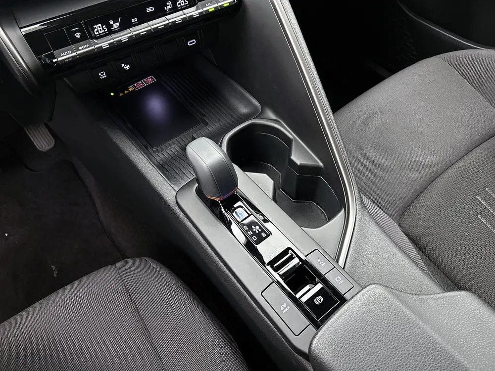 Toyota C-Hr 1.8 Hybrid 140 First Edition uit 2025, foto 10