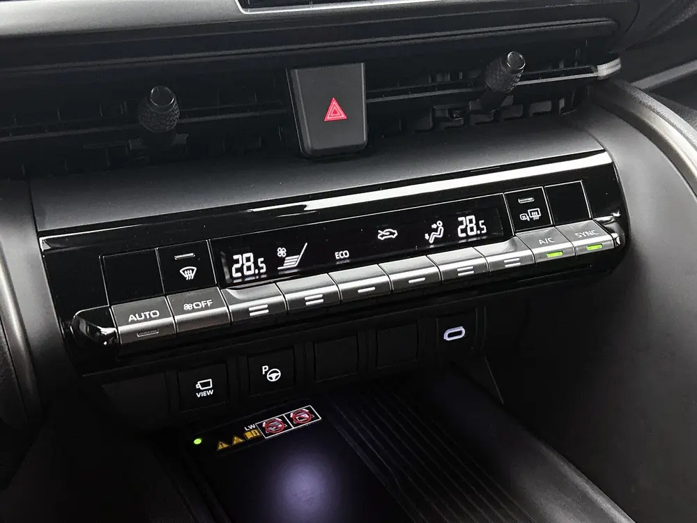 Toyota C-Hr 1.8 Hybrid 140 First Edition uit 2025, foto 9