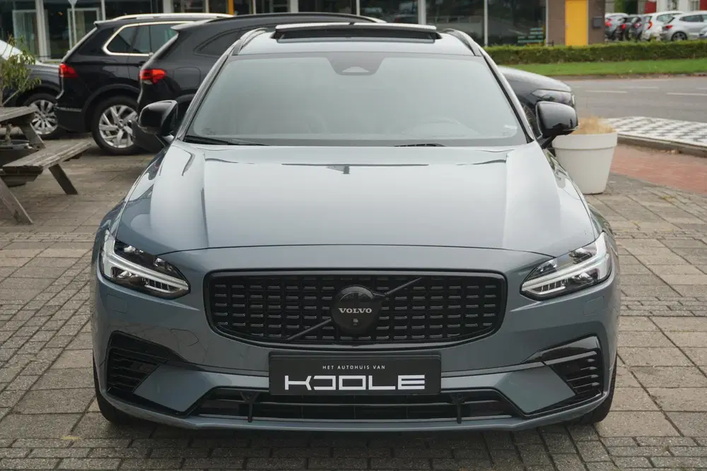 Volvo V90 2.0 T6 AWD R-Design uit 2021, foto 6