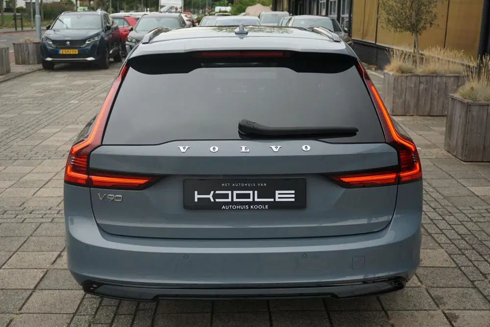 Volvo V90 2.0 T6 AWD R-Design uit 2021, foto 7
