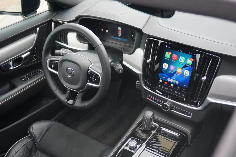 Volvo V90 2.0 T6 AWD R-Design uit 2021, foto 8