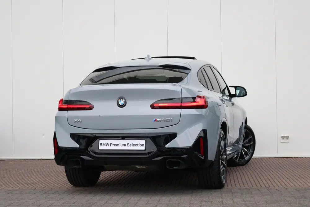 BMW X4 M40i High Executive uit 2021, foto 2