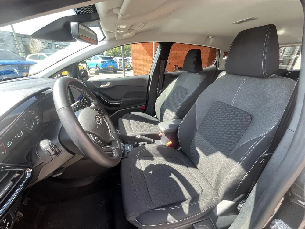 Ford Fiesta 1.0 EcoBoost Hybrid Titanium X uit 2022, foto 12