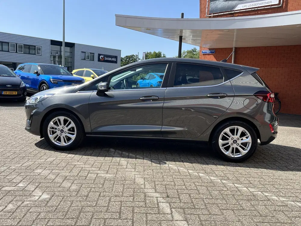 Ford Fiesta 1.0 EcoBoost Hybrid Titanium X uit 2022, foto 4