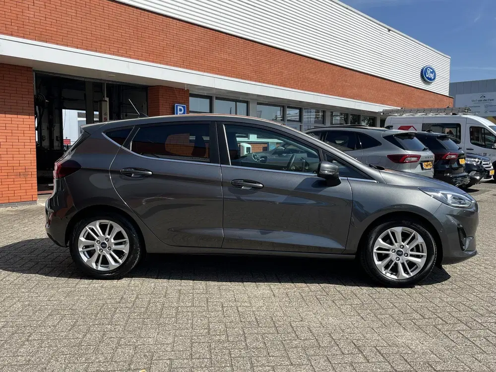 Ford Fiesta 1.0 EcoBoost Hybrid Titanium X uit 2022, foto 9