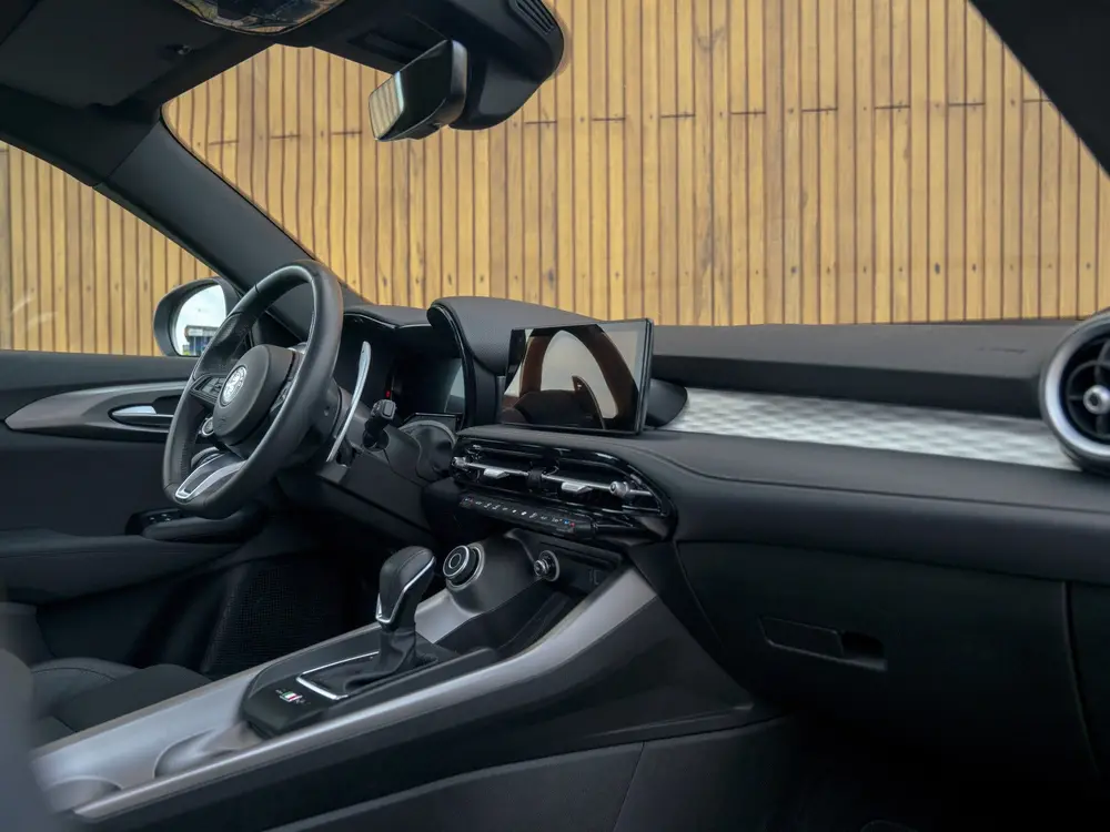 Alfa Romeo Tonale 1.3T PHEV Veloce 280pk uit 2024, foto 11