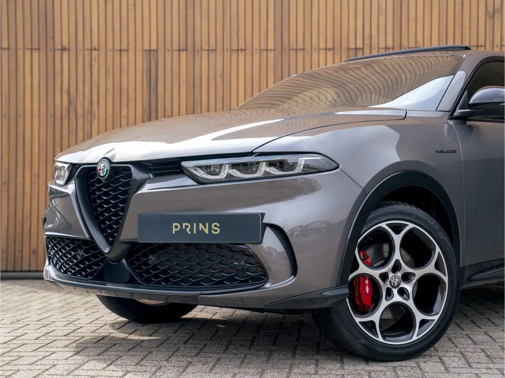 Alfa Romeo Tonale 1.3T PHEV Veloce 280pk uit 2024, foto 14