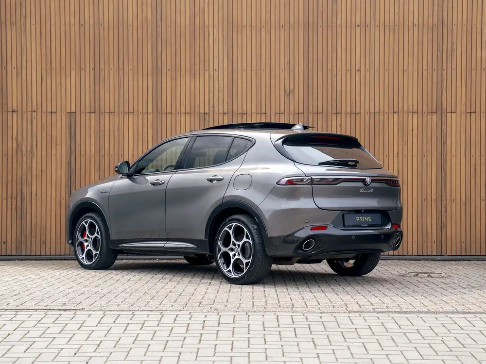 Alfa Romeo Tonale 1.3T PHEV Veloce 280pk uit 2024, foto 6