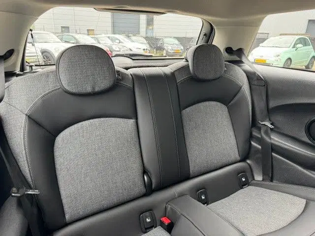 Mini Electric Classic 33 kWh *carplay *SOH 96 uit 2023, foto 17