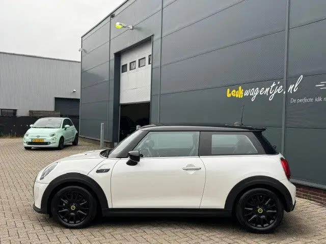 Mini Electric Classic 33 kWh *carplay *SOH 96 uit 2023, foto 6