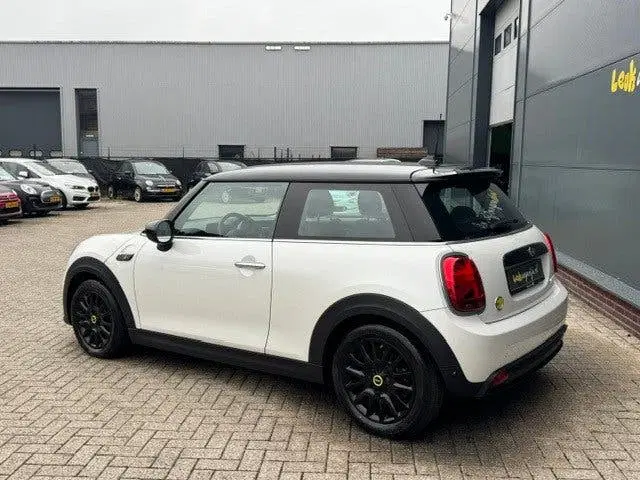 Mini Electric Classic 33 kWh *carplay *SOH 96 uit 2023, foto 8