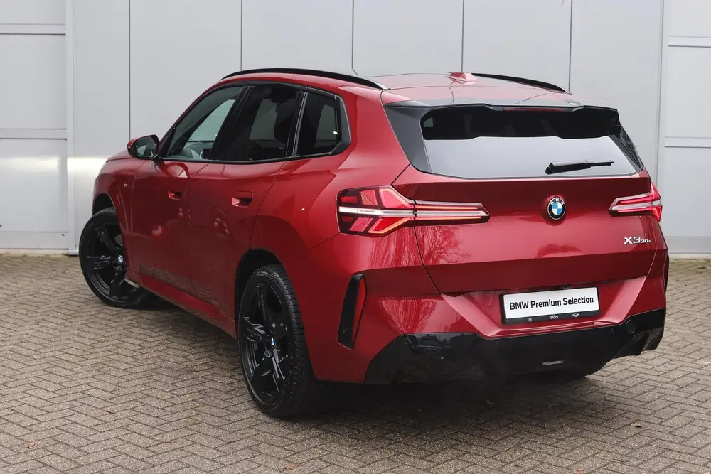 BMW X3 30e xDrive High Executive M Sport Automaat uit 2025, foto 2