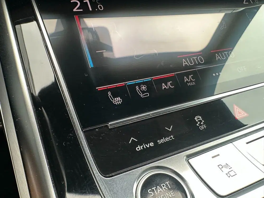 Audi Q8 55 TFSI e Quattro S-Line 2021 *RS stoelen uit 2021, foto 18