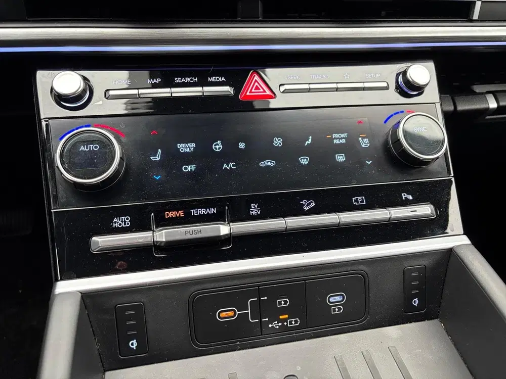 Hyundai SANTA FE 1.6 T-GDI PHEV Premium Plus 4WD 7p uit 2025, foto 15
