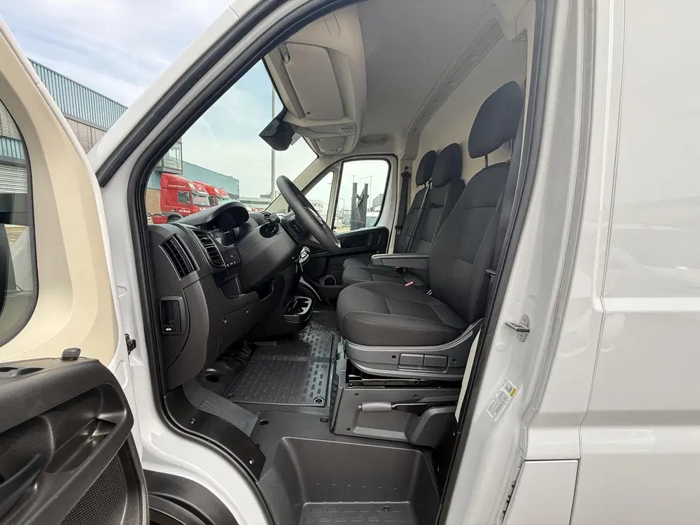 Fiat Ducato 2.2 MultiJet 180 S&S L4H2 3.5t Heavy AUTOM uit 2024, foto 8