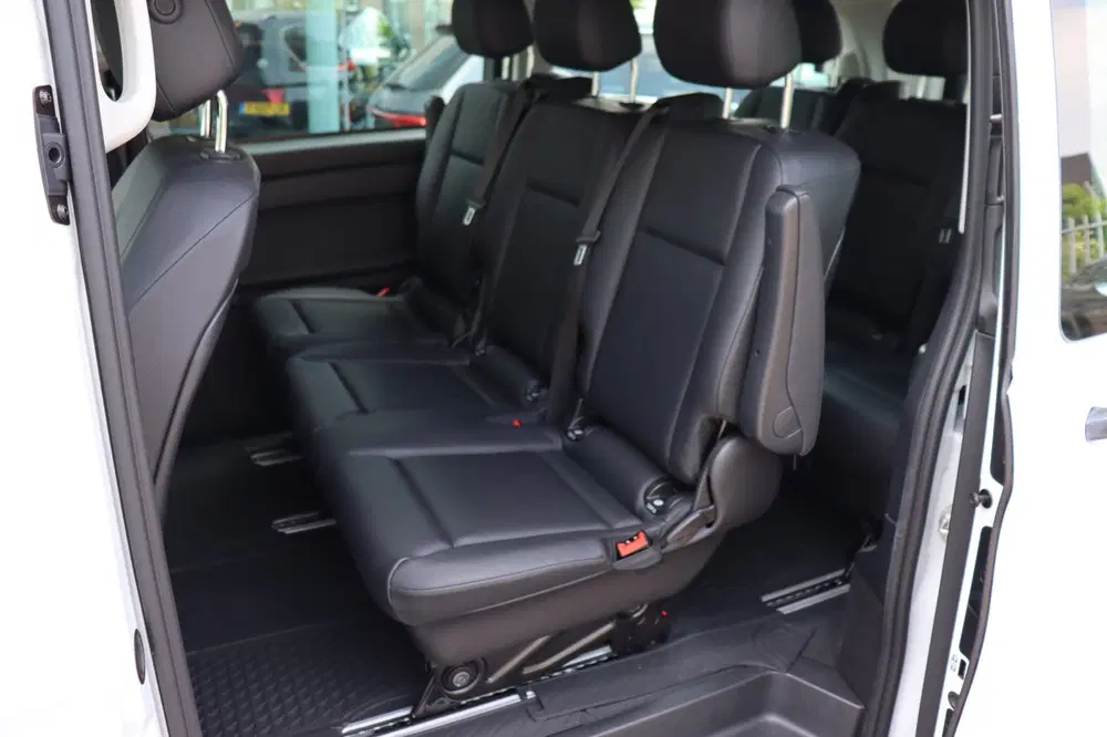Mercedes-Benz Vito EVito Tourer PRO L3 90 kWh 350km 9-persoon uit 2021, foto 14