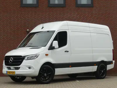 Mercedes-Benz Sprinter 317 CDI L2H2 LED uit 2024