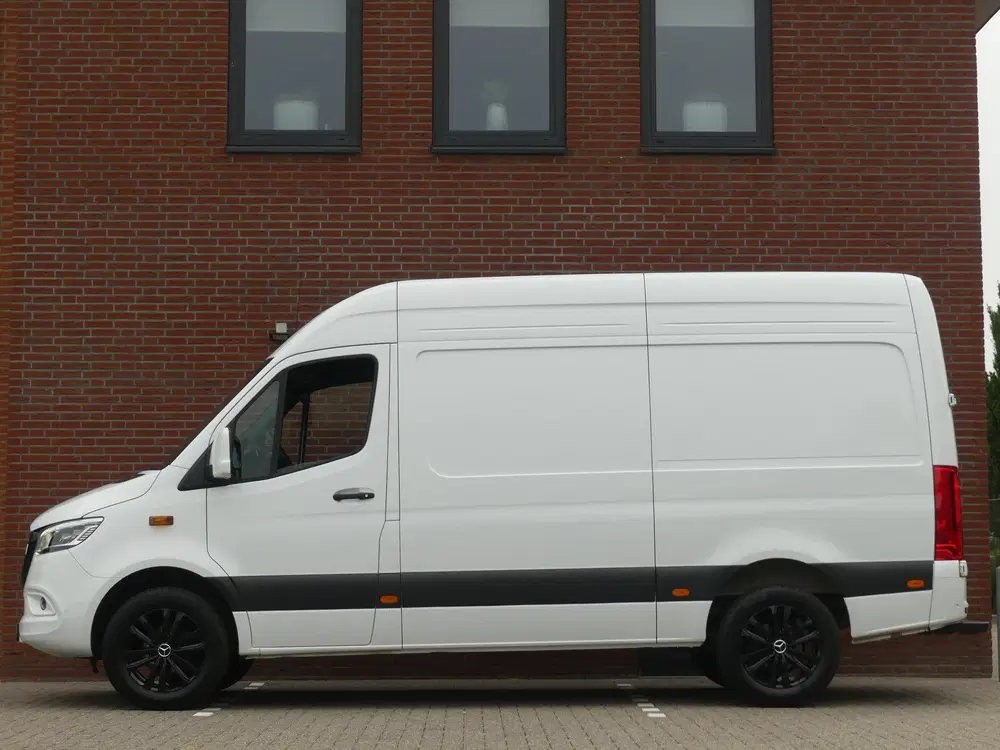 Mercedes-Benz Sprinter 317 CDI L2H2 LED uit 2024, foto 3