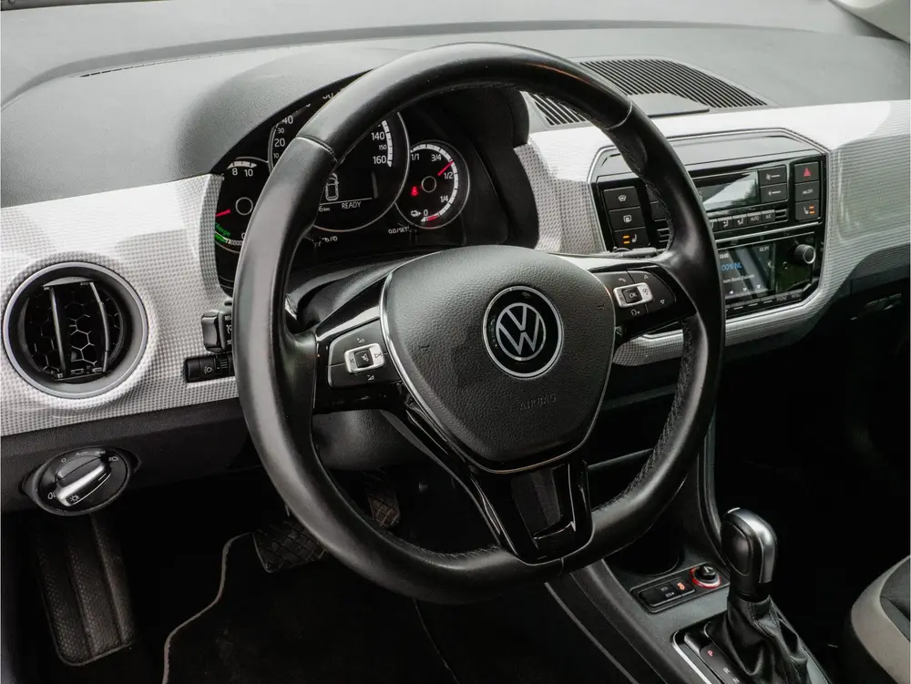 Volkswagen E-Up! e-up! Style 36kwh SOH 89% Camera/ Stoelverw uit 2021, foto 12