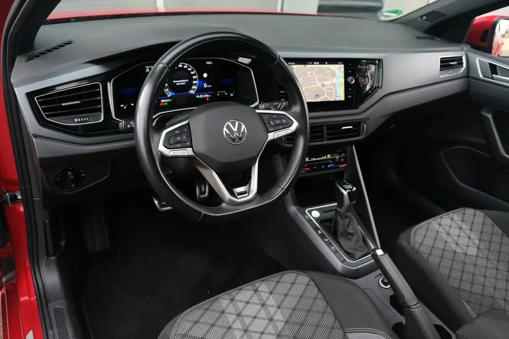Volkswagen Taigo 1.5 TSI 2x R-Line 150PK DSG Pano IQ Matrix uit 2022, foto 3