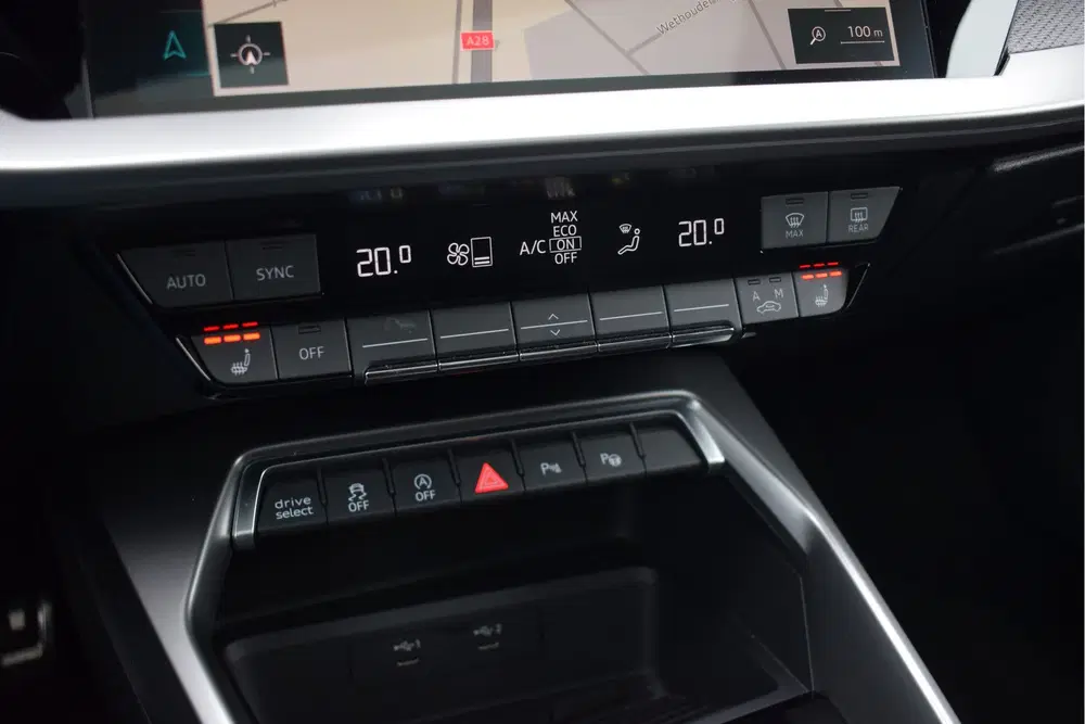 Audi S3 2.0 TFSI 310pk Quattro uit 2021, foto 17