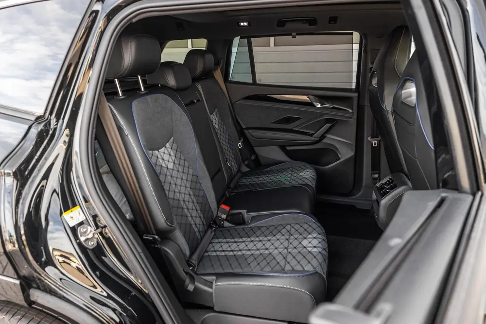 Volkswagen Tayron 1.5 eHybrid 204pk DSG R-Line Edition | 360 uit 2026, foto 18