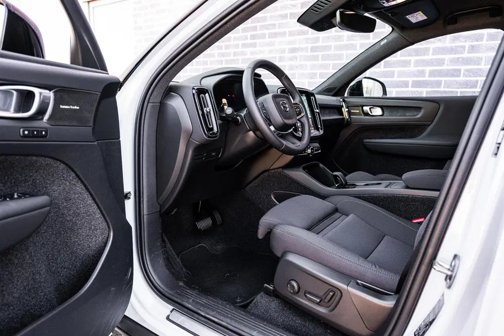 Volvo EX40 Single Motor Plus Europa 70 kWh uit 2026, foto 18