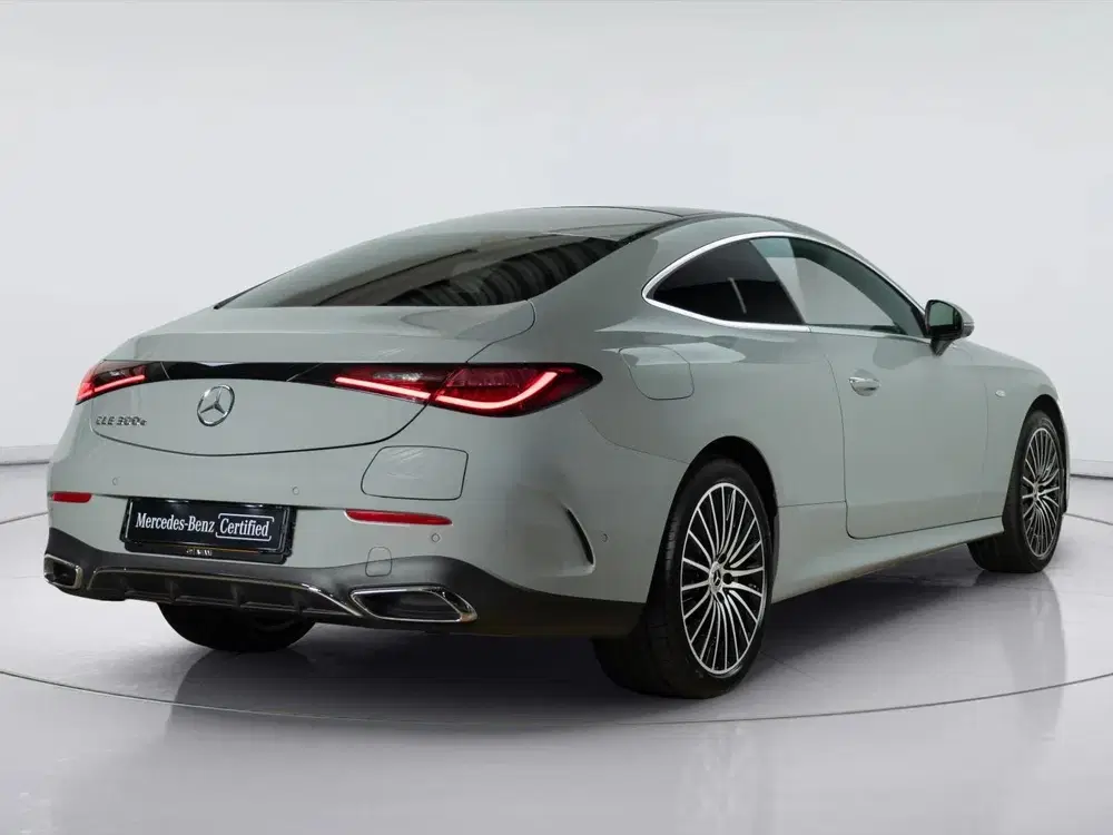 Mercedes-Benz CLE CLE Coupé 300 e AMG Line uit 2024, foto 2