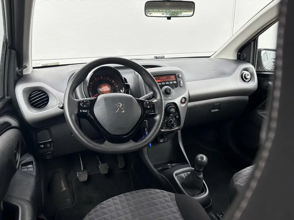 Peugeot 108 1.0 e-VTi Active uit 2021, foto 10