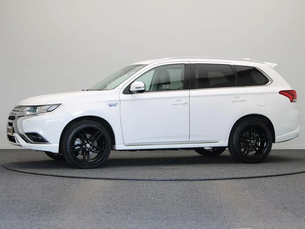 Mitsubishi Outlander 2.4 PHEV Intense | Plug in Hybride | Tr uit 2019, foto 12