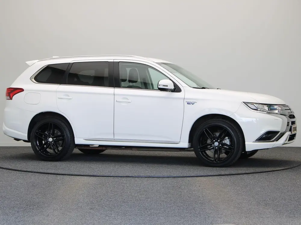 Mitsubishi Outlander 2.4 PHEV Intense | Plug in Hybride | Tr uit 2019, foto 13