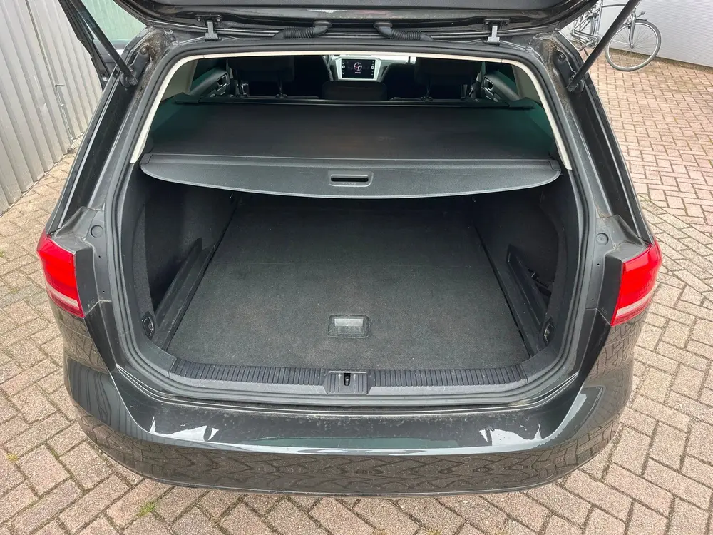 Volkswagen Passat Variant 1.5 TSI Comfortline Business uit 2019, foto 8